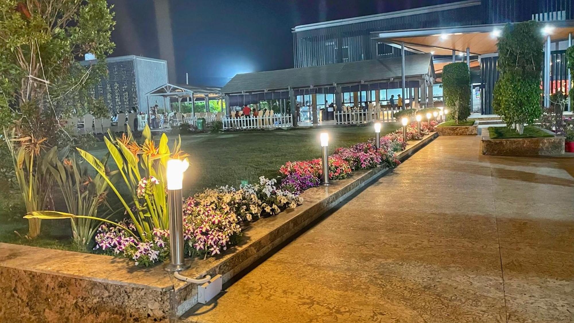 Kanke Resort Rātu Buitenkant foto